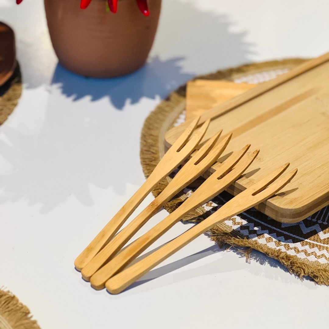 Conjunto Quatro Garfos para Petisco de Bambu - 18cm