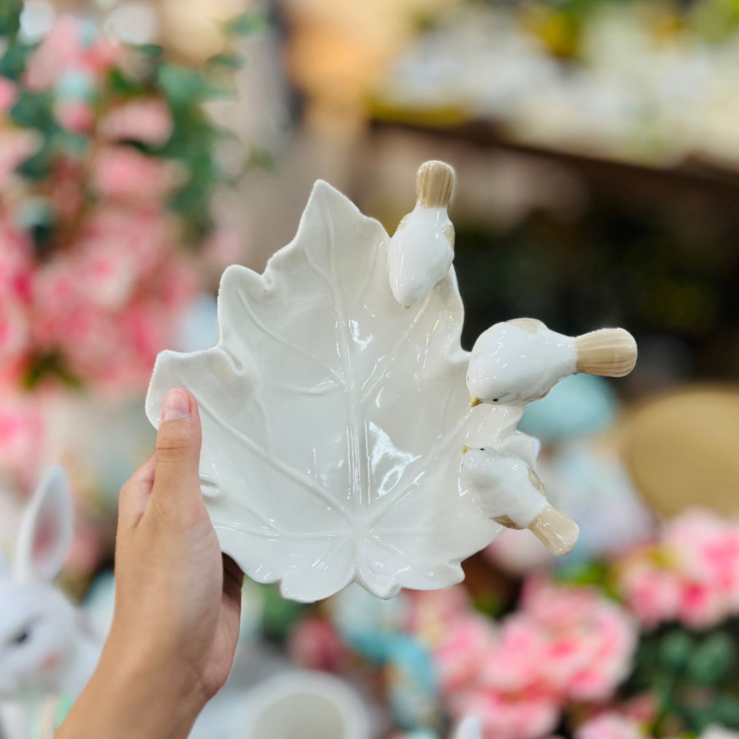 Petisqueira de Folha Branca Com 3 Passarinhos Porcelana - 19cm