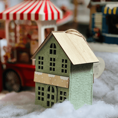 Casinha Natalina para Pendurar Verde 16cm