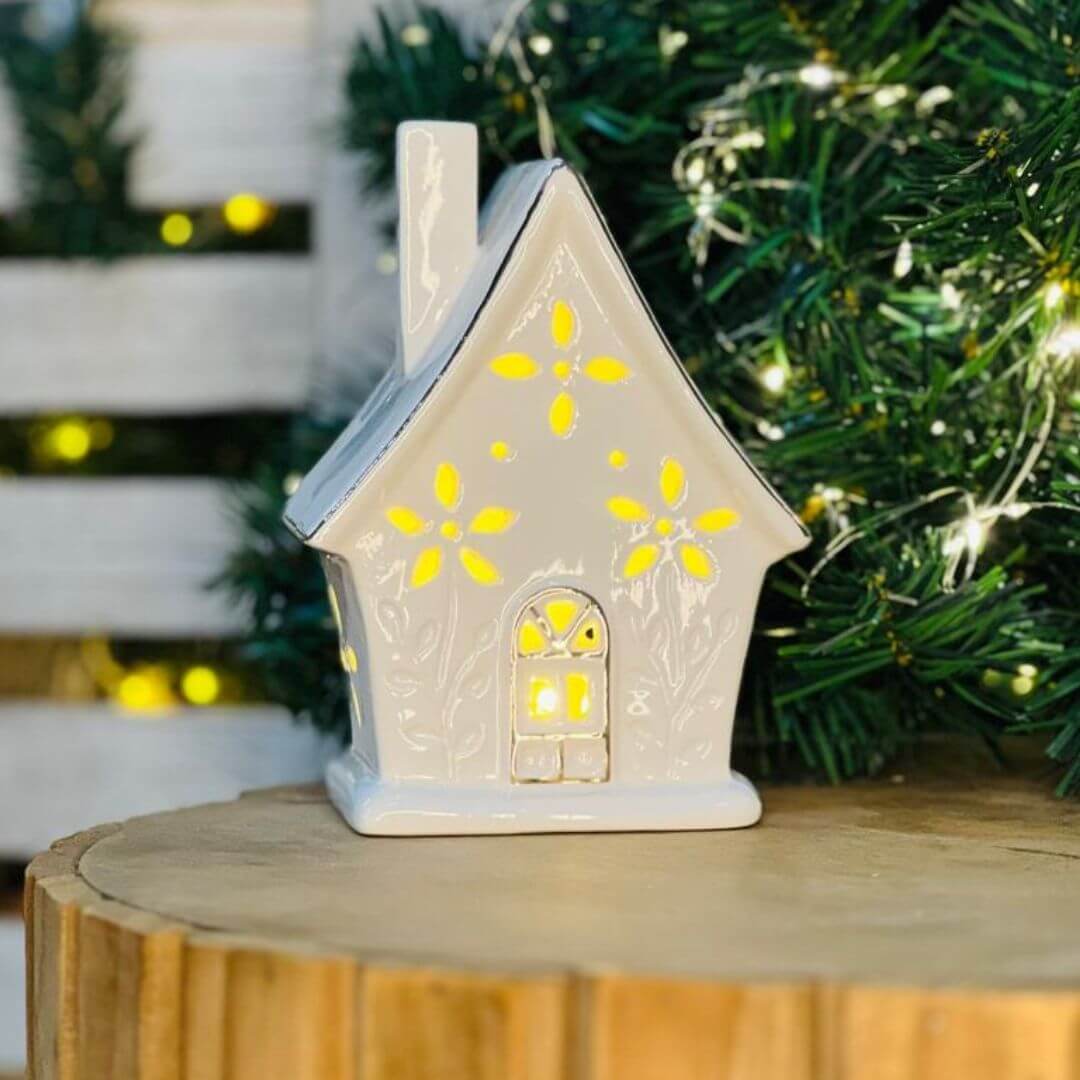Natal Casinha  Branca  Decorativa - 13,3x9,6x7,4cm