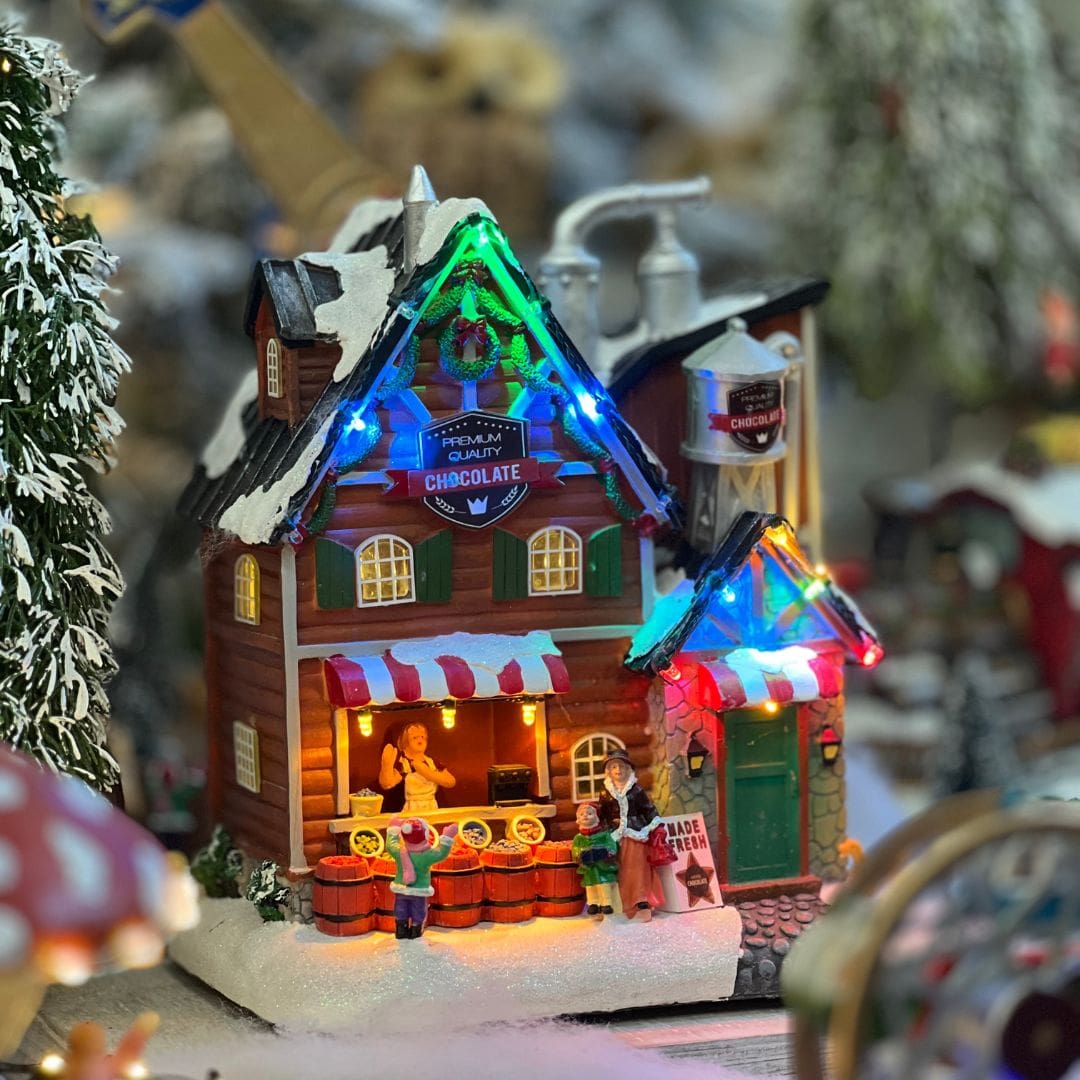 Vila Natalina Fabrica de Chocolate Com Led e Som Bivolt 30cm