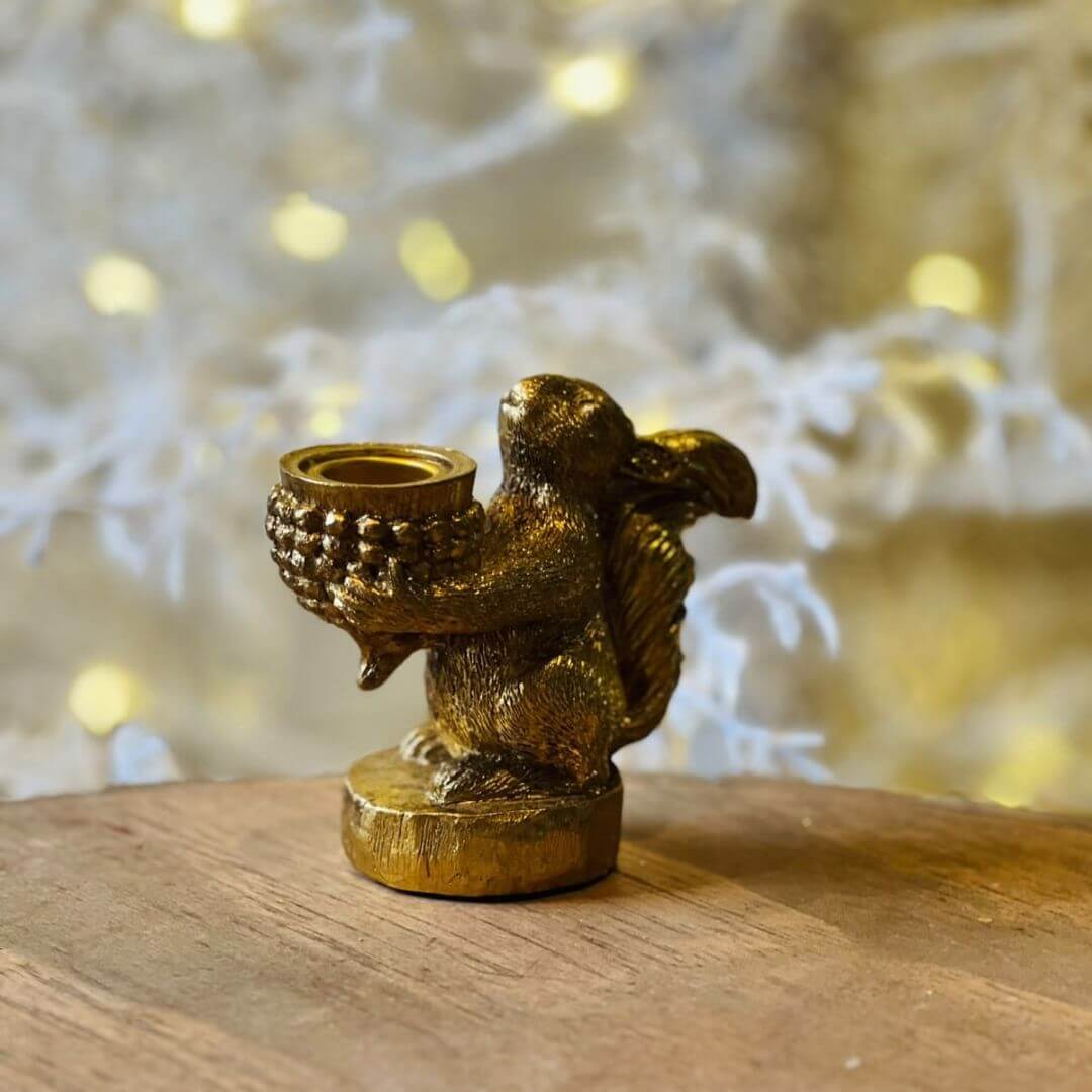 Castiçal Esquilo Dourado – 11 x 5,5 x 10cm