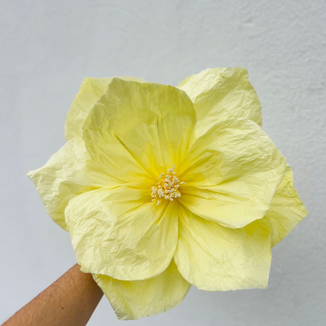 Flor Decorativa Amarela – 30cm