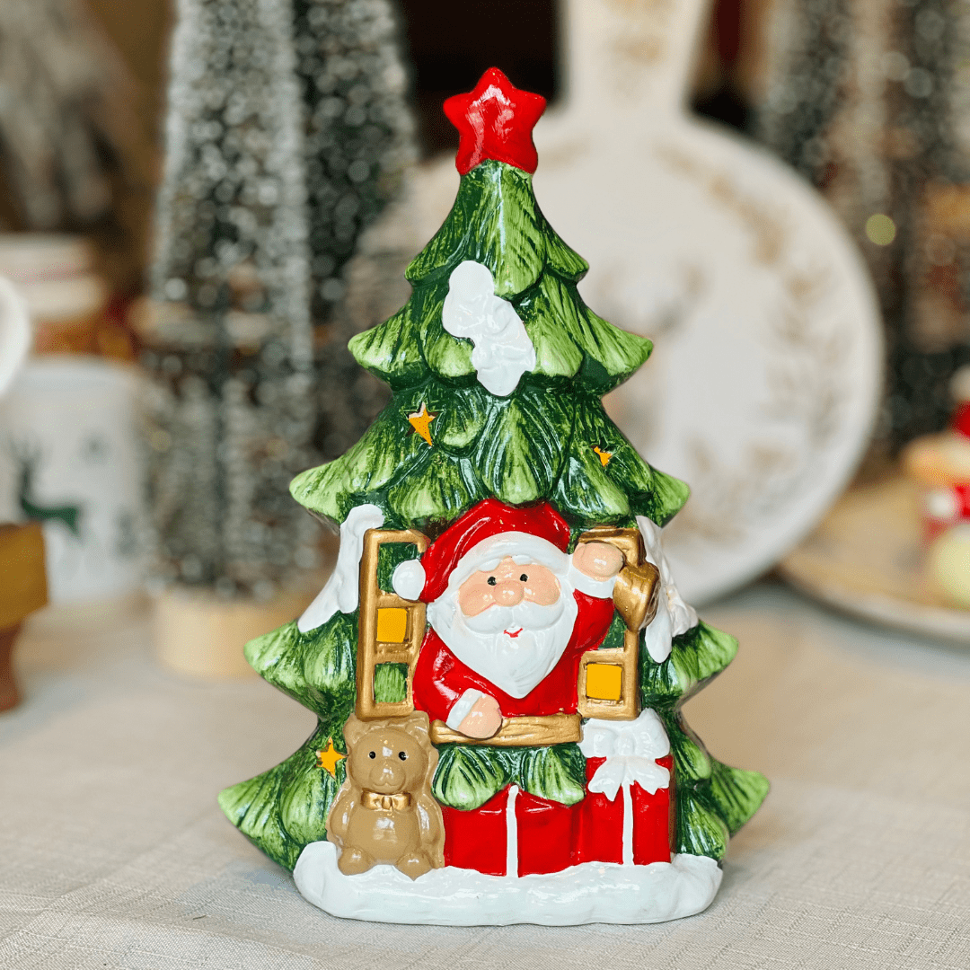 Árvore Com Papai Noel Com Led de Resina 16,8x9,7x24cm