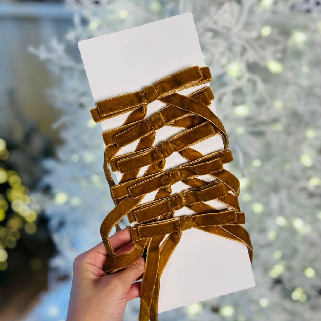 Dec Laço Pronto Veludo Marrom Caramelo 22cmx12,5cmx3cm - Jg C/6 Pc