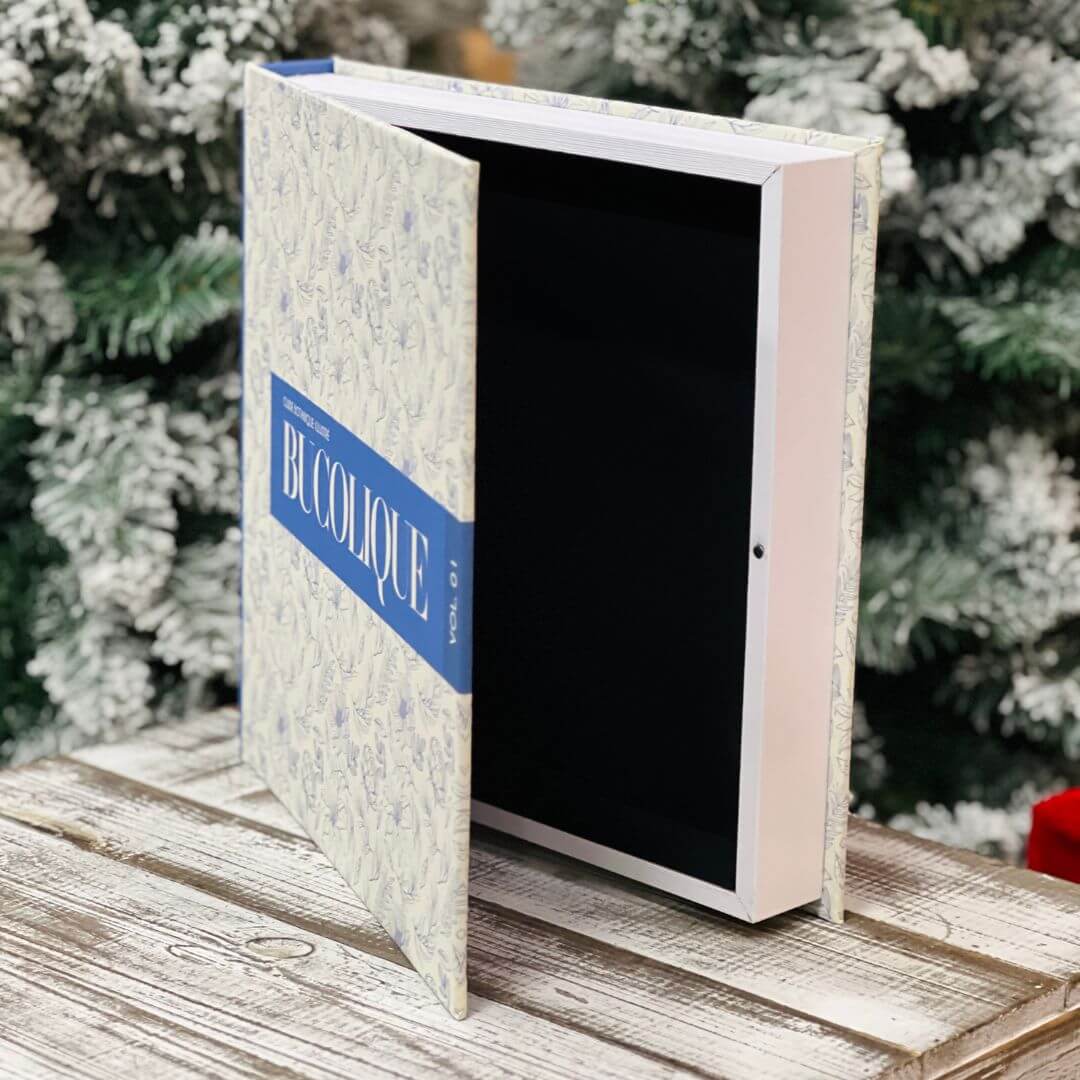 Caixa Livro Decorativa em MDF – 30 x 30 x 5,5cm 