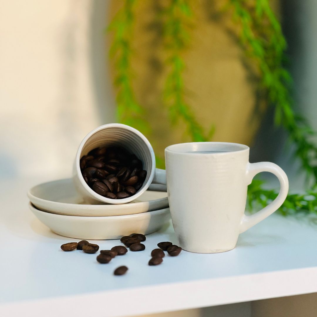 Conjunto de 4 Xícaras de Café Com Pires Sarah Bege - 120ml