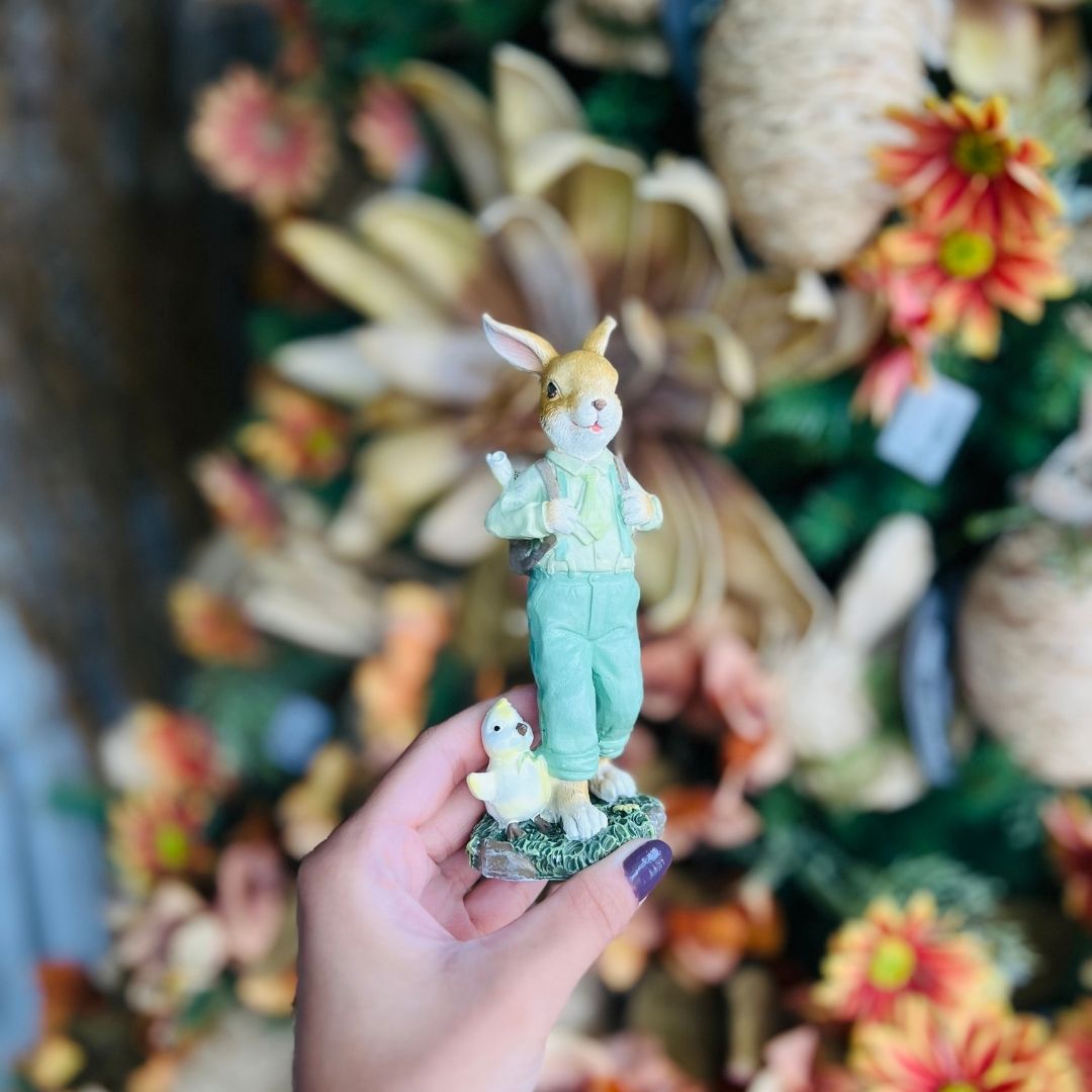 Coelho Decorativo de Resina 37cm
