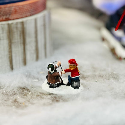 Cenário Natal Crianças Pescando 5,8x8,1x7,3cm