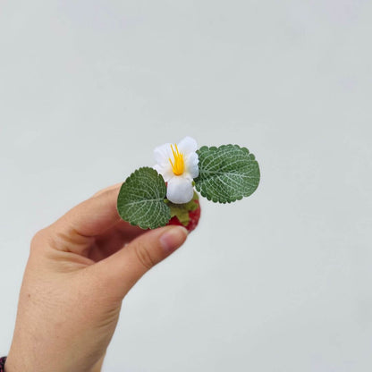 Enfeite Decorativo Morango Vermelho e Verde – 15cm | Jogo com 3 Peças