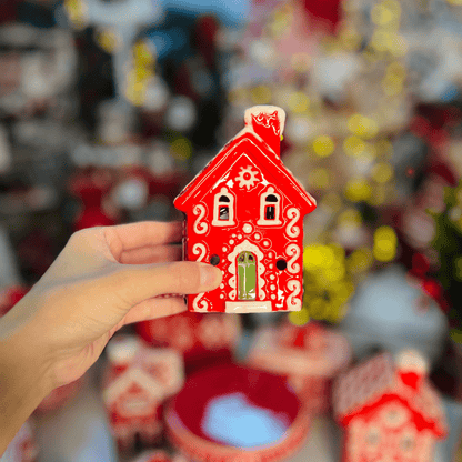Casa Natalina Vermelho e Branco de Cerâmica 8x8x12cm