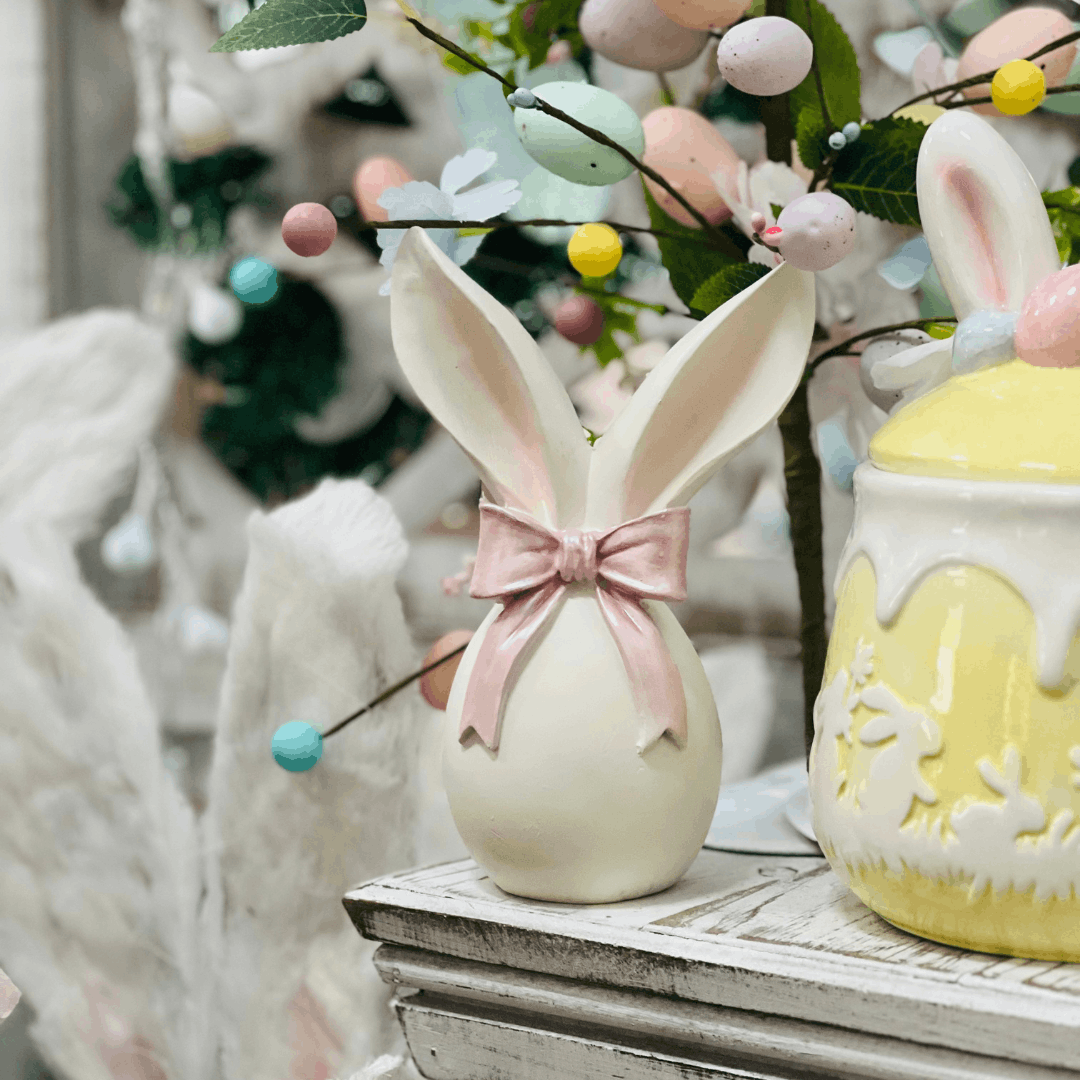 Ovo Com Orelhas de Resina 11,7x7,7x18cm