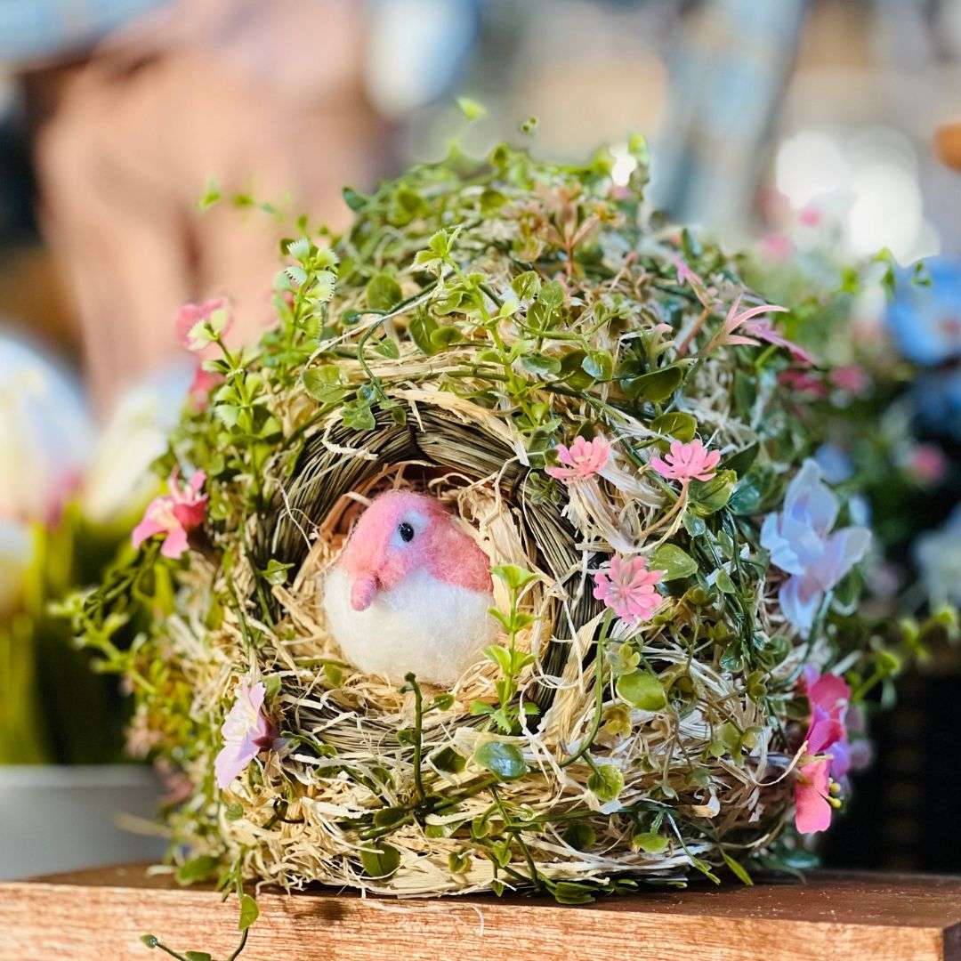 Casa Passarinho Com Pássaro e Flores - 18x18x20cm