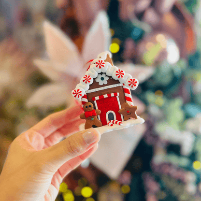 Casinha Gingerbread para Pendurar de Resina 8x7cm