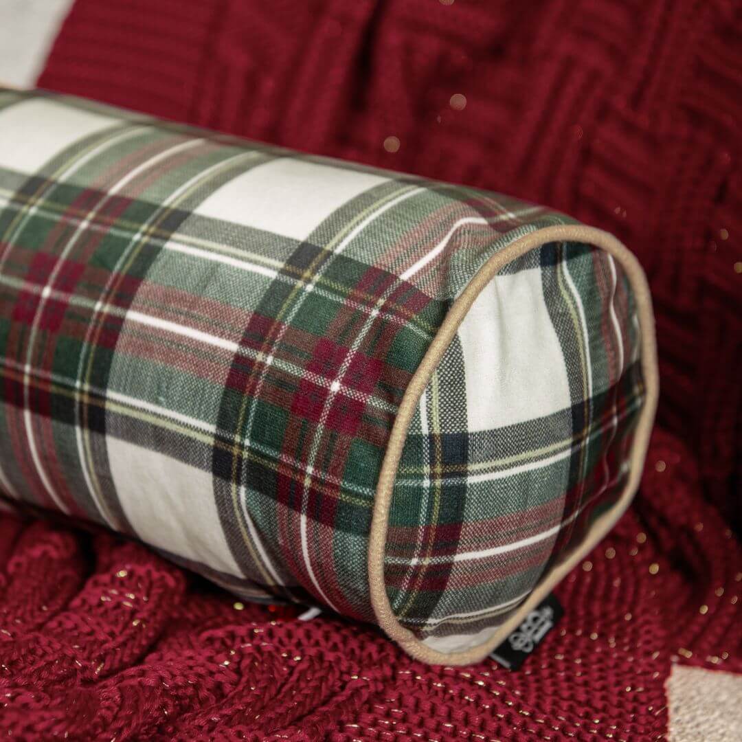 Almofada Natalina Rolinho com Cordone Xadrez  43 x 15cm