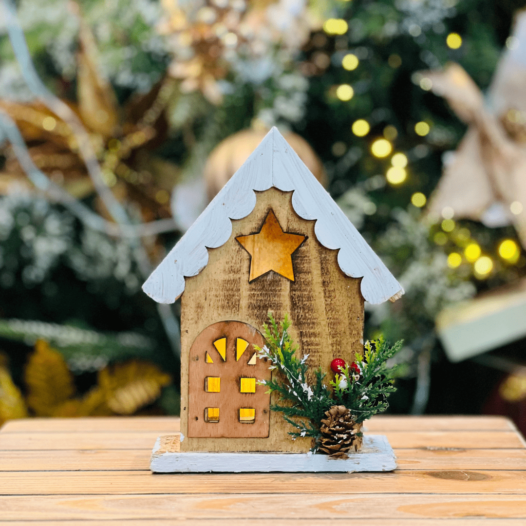 Casinha Com Led Natural e Branco de Madeira 19x14cm