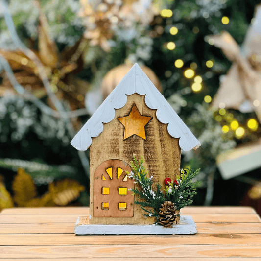 Casinha Com Led Natural e Branco de Madeira 19x14cm