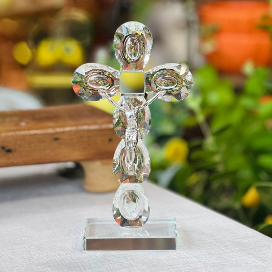 Crucifixo em Cristal Lapidado com Base - 18cm