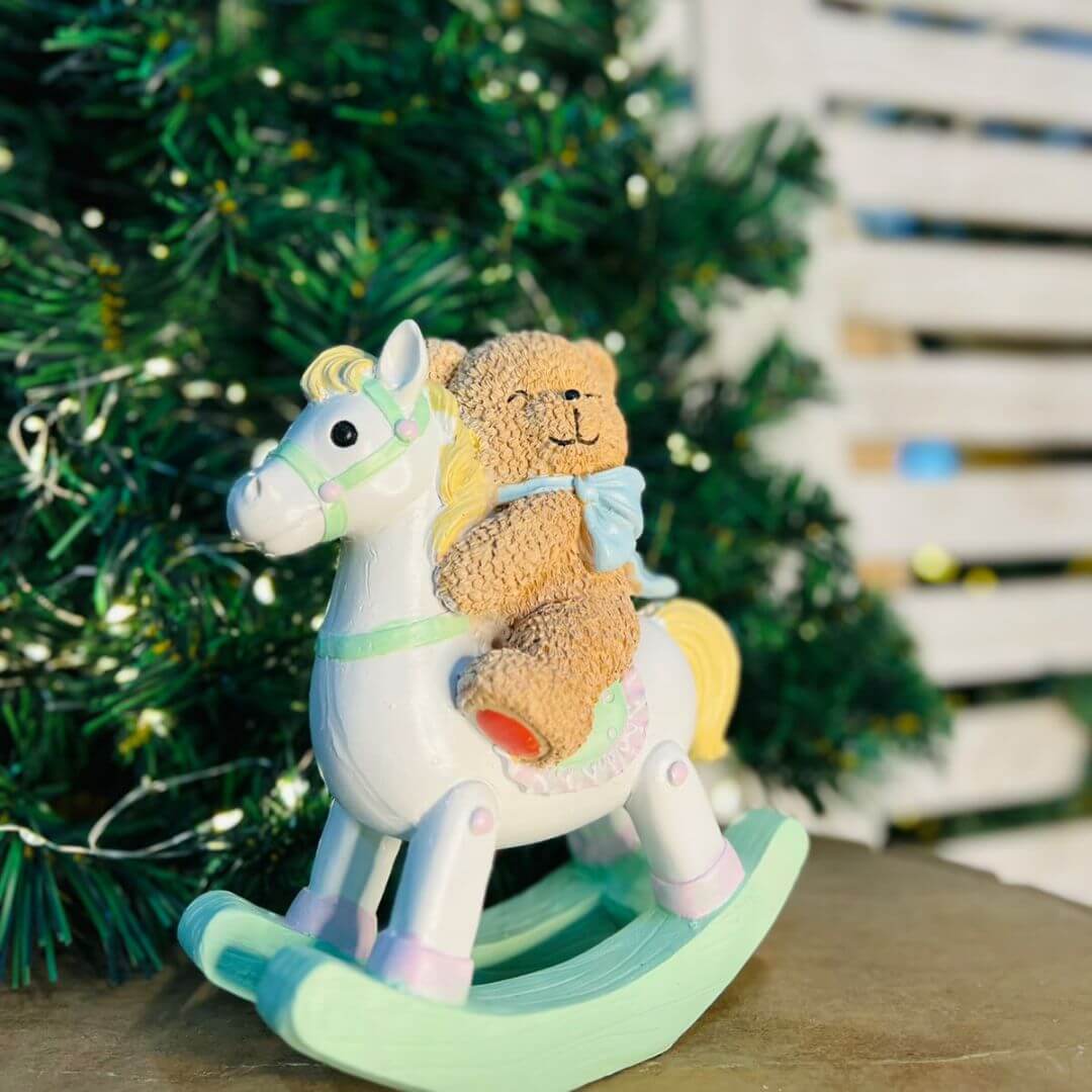 Resina Natal Urso no Cavalinho