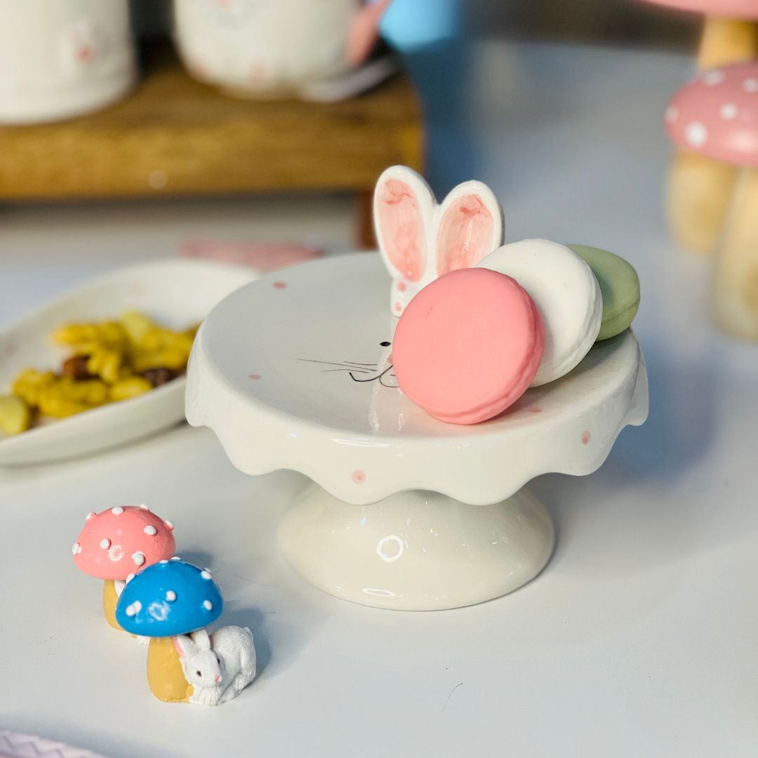 Prato Para Docinhos Coelhinho Com Orelha - 15cm (Branco e Rosa)