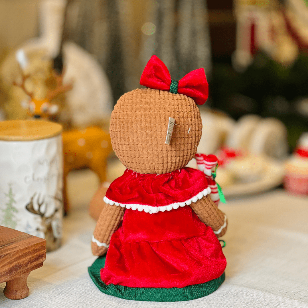 Gingerbread Natalina Menina Com Laço Sentada de Pelúcia 42cm