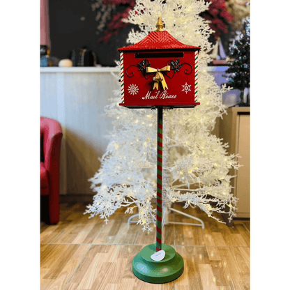 Caixa de Correio Decorativa com Elementos Natalinos -125cm