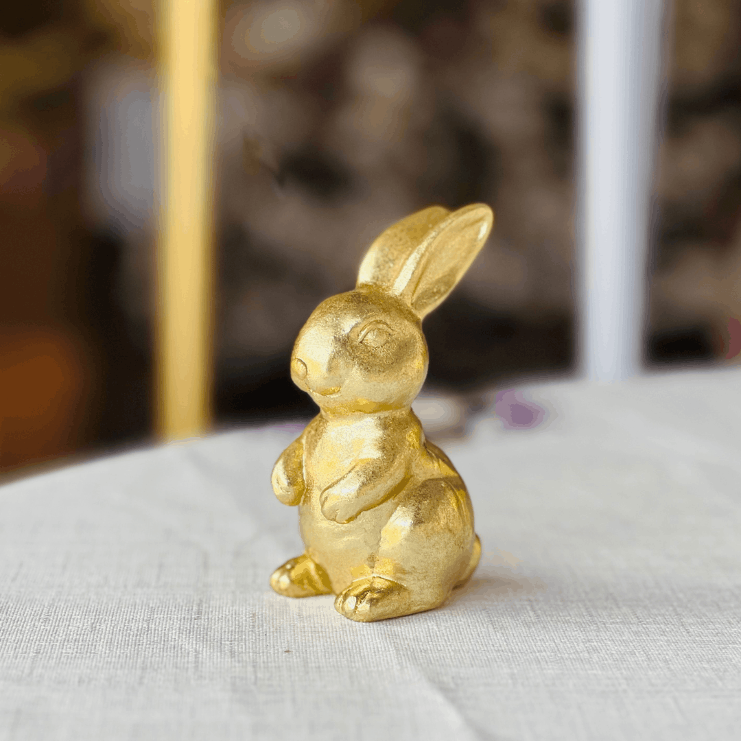 Coelho Dourado de Resina 5x6x10cm