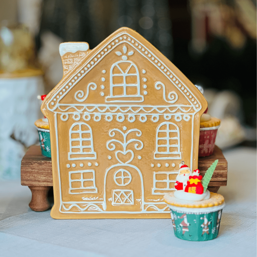 Travessa Natalina de Cerâmica Casa de Gingerbread 24cm