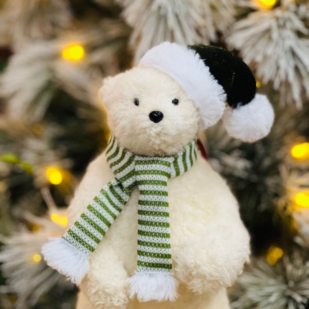 Urso Polar Natalino Em Pé Bege e Verde 30cm