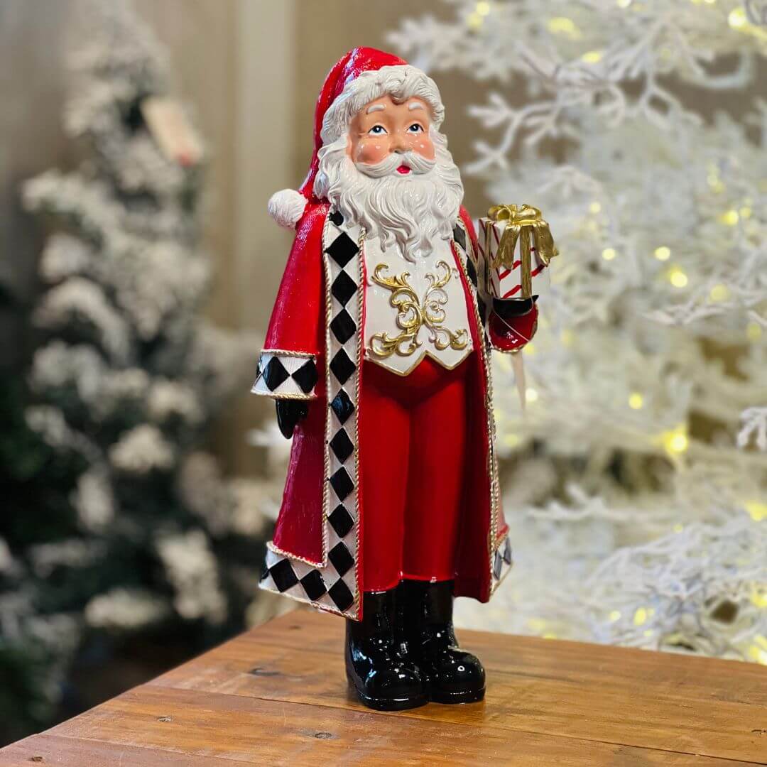 Papai Noel Com Presente Resina - Alt 33 Cm