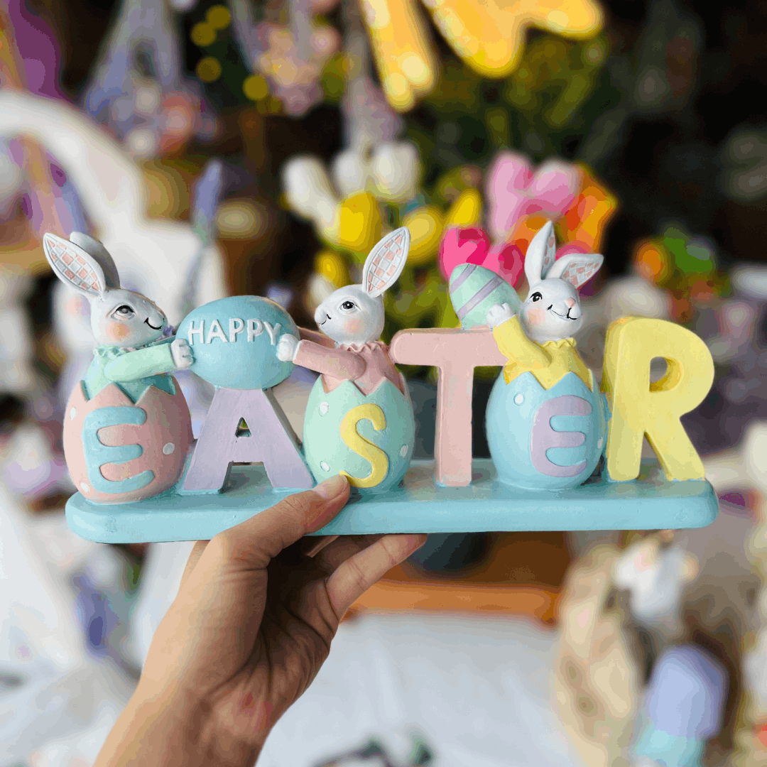 Letreiro Coelhos nos Ovinhos Easter de Resina 12x6,5x30cm