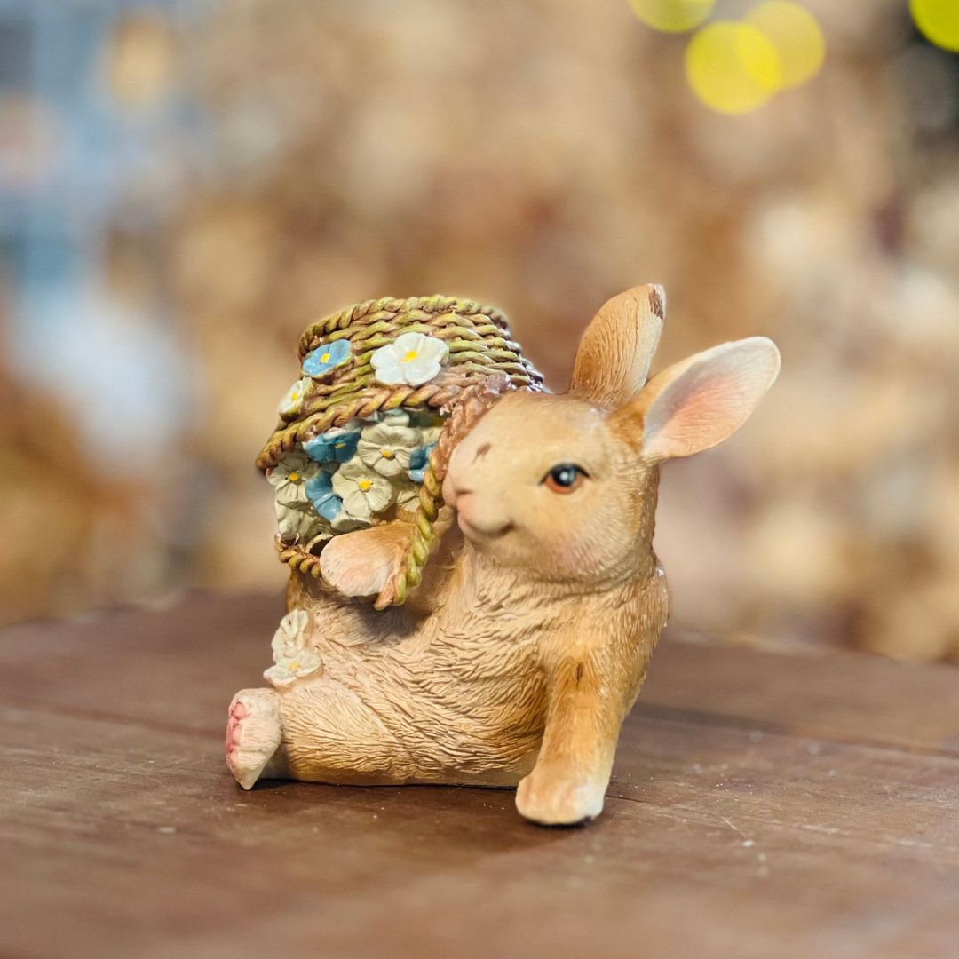 Coelho Sentado Com Cesta de Flores - 9cm