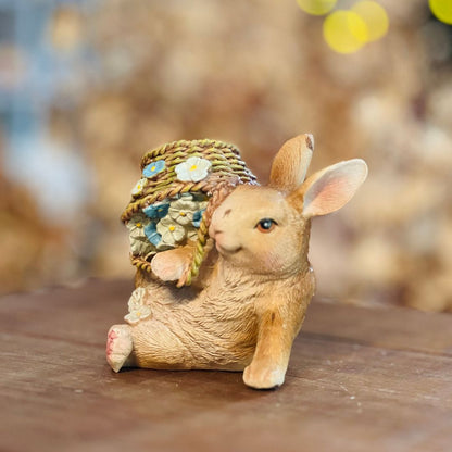 Coelho Sentado Com Cesta de Flores - 9cm
