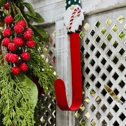 Suporte de Guirlanda Natalino Gnomo Vermelho 38x10cm