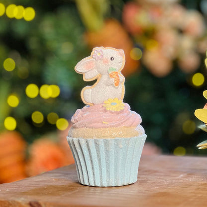 Cupcake Com Coelho Candy Color - 15cm