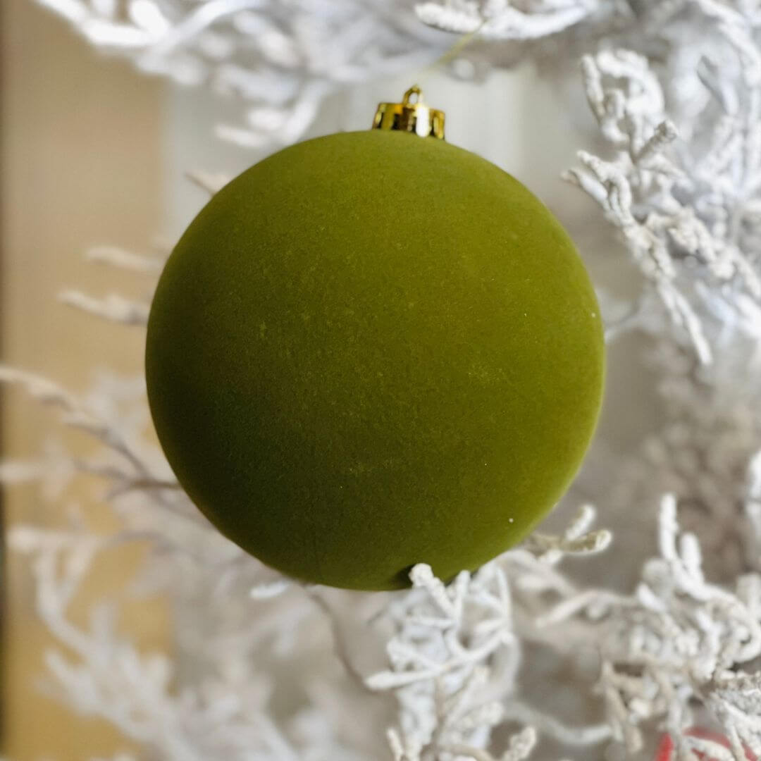 Bola de Veludo Verde – 15cm