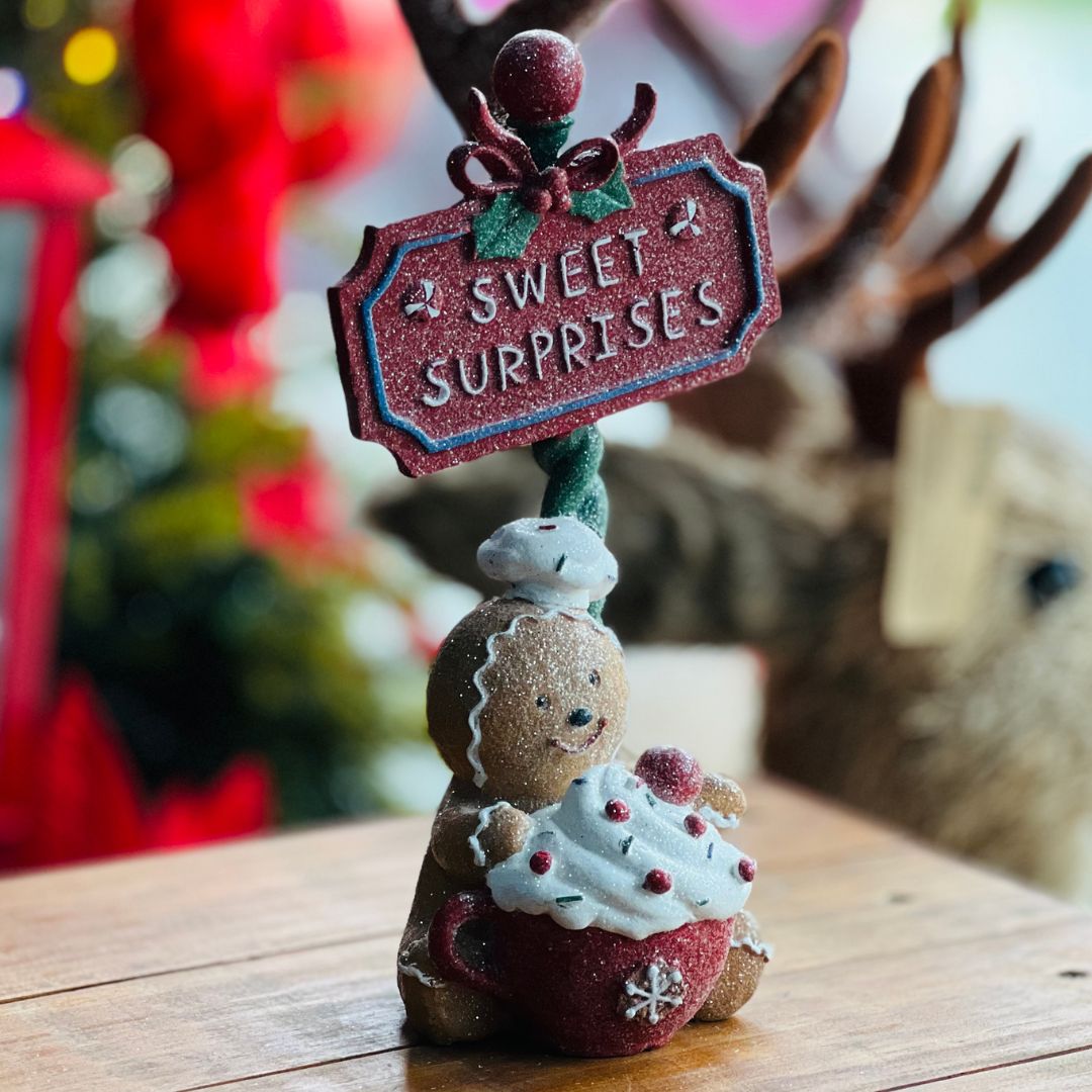 Gingerbread Sweet Surprises - 25cm