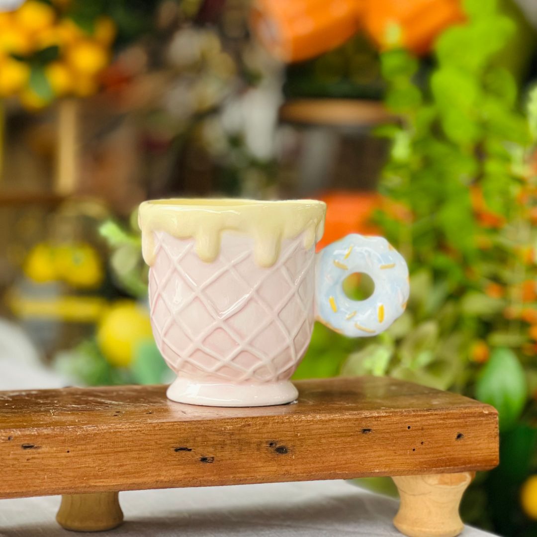 Caneca Casquinha de Sorvete com Donut- 10,2x14,3cm