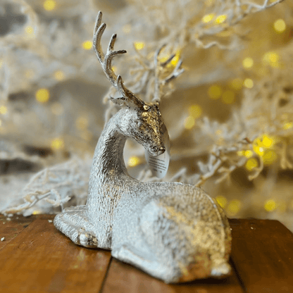 Decoração Rena Sentada Prata – 22cm