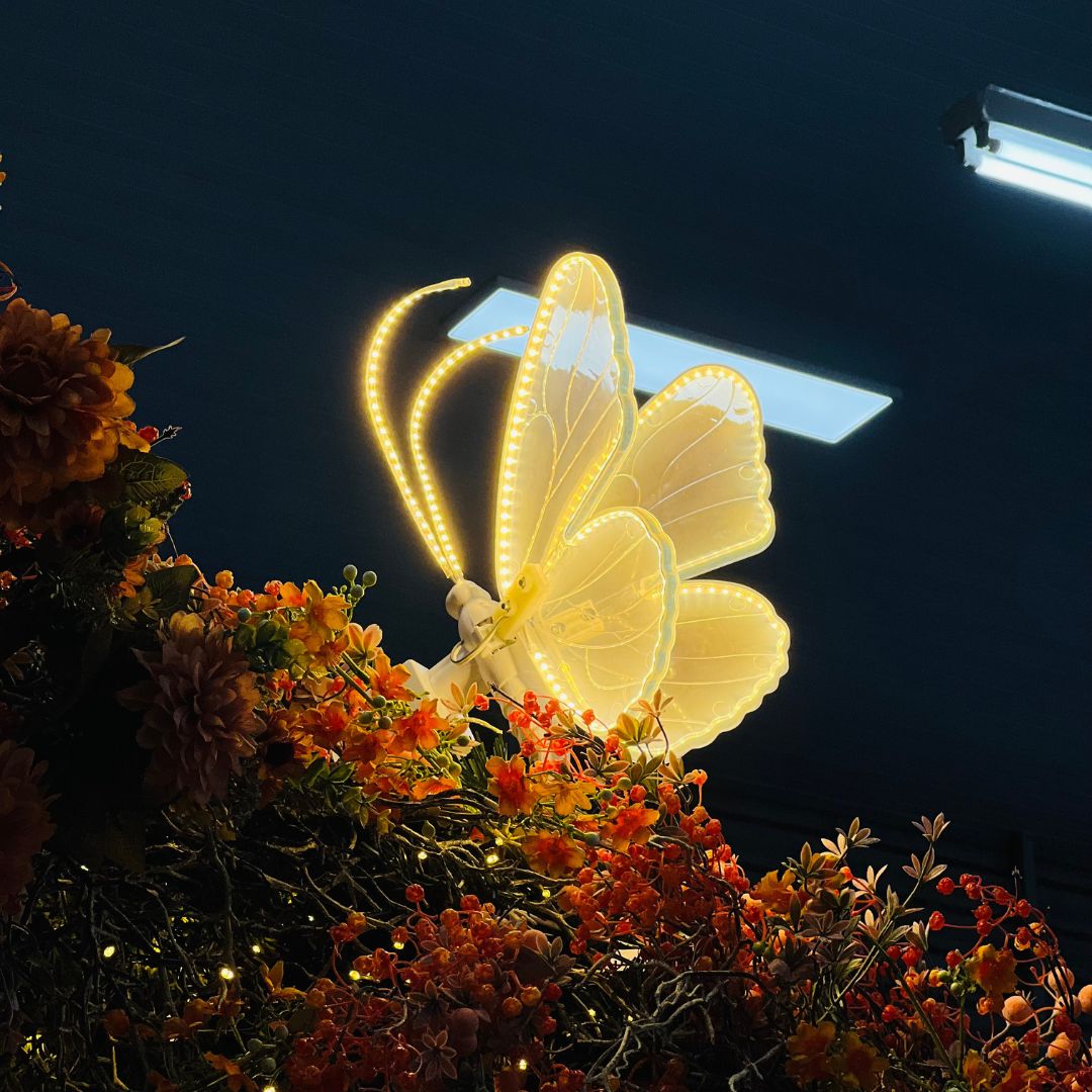 Borboleta Butterfly - 40cm Com Led Movimento Para Pendurar