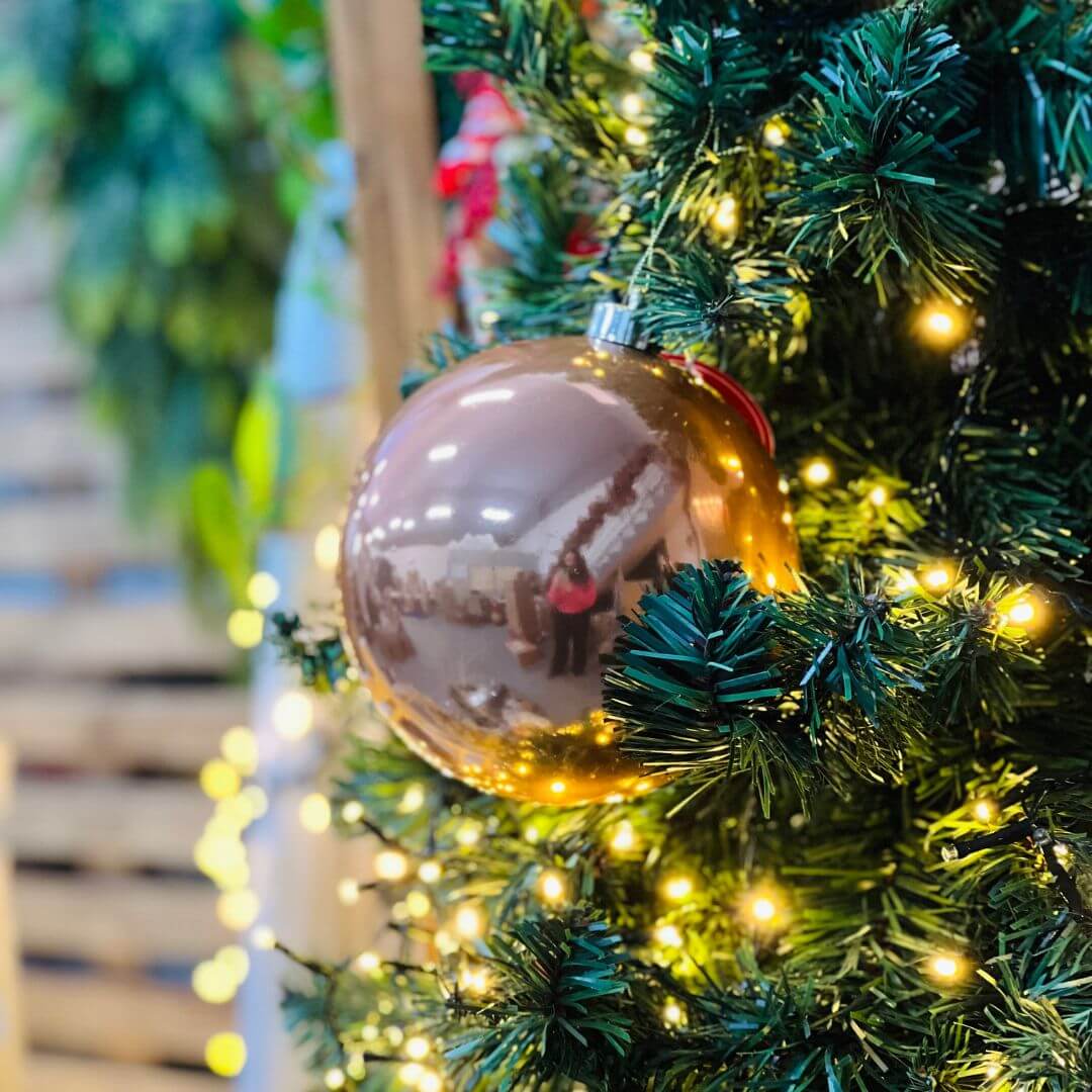 Bola Decorativa com Brilho Bronze – 15cm