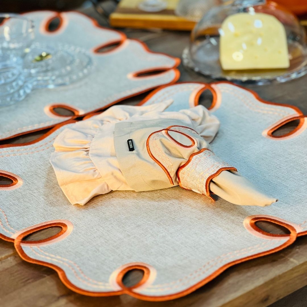 Kit 2 Guardanapos Ondina Laranja Com Bordado e 2 Argolas - 43x43cm (533139)