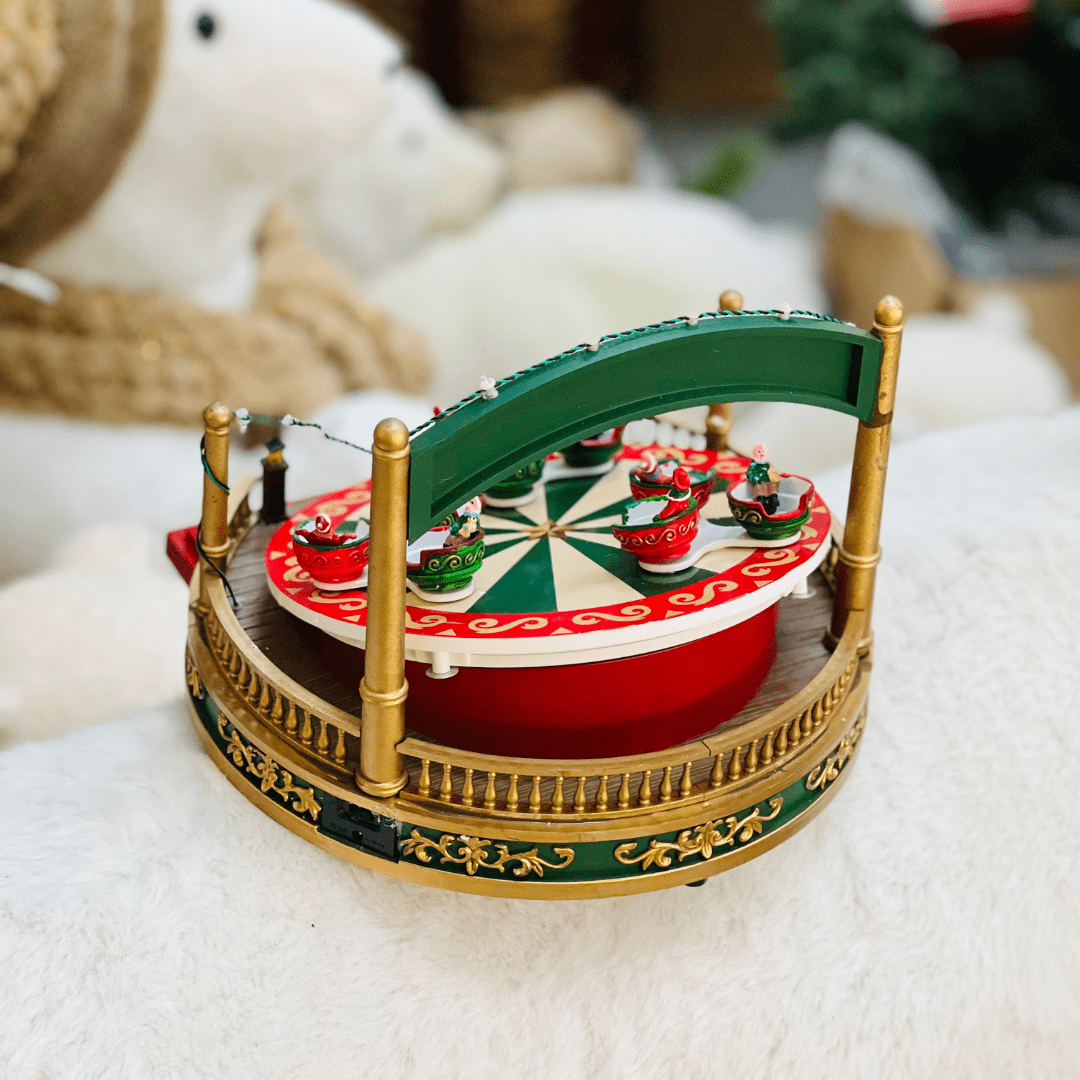 Parque Natalino Xícara Maluca Com Led e Movimento 24,2x26,5x26cm