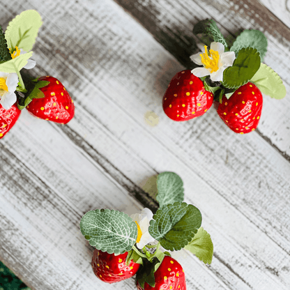 Jogo 8 Peças Decorativas de Morango com Flores - 6cm
