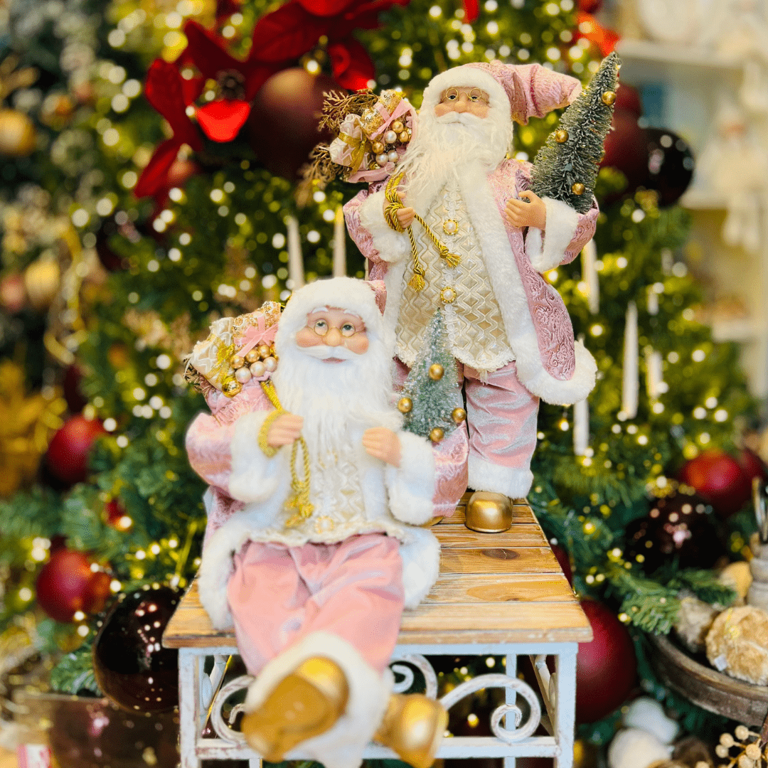 Papai Noel Em Pé Com Presentes Rosa 50cm