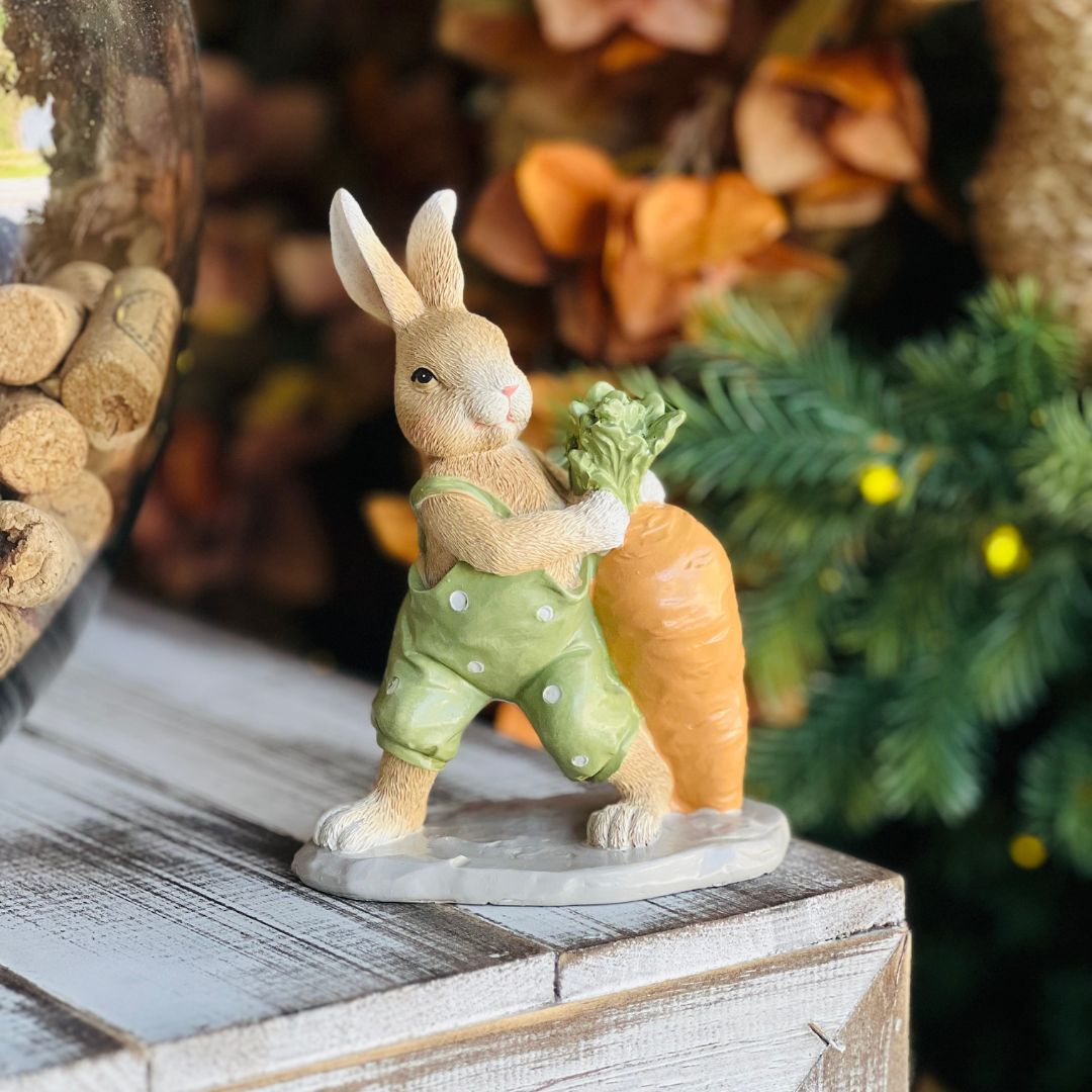 Coelho Com Cenoura - 15cm