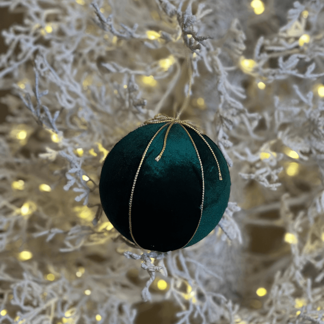 Bolas com Cordão Verde e Dourado – 12cm | 2 Peças