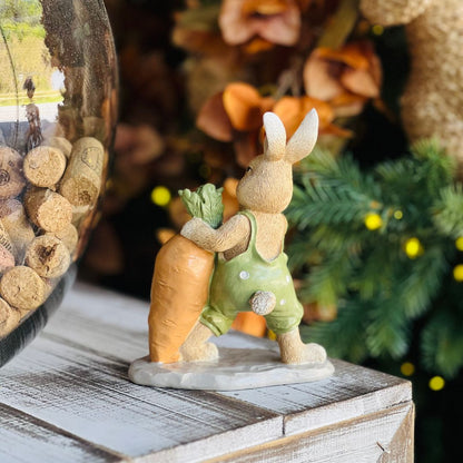 Coelho Com Cenoura - 15cm