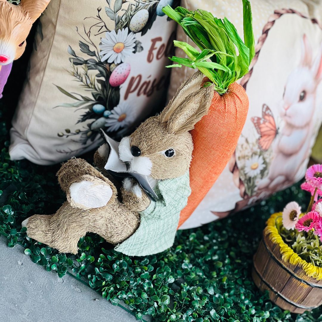 Coelho Sentado com Livro - 32cm