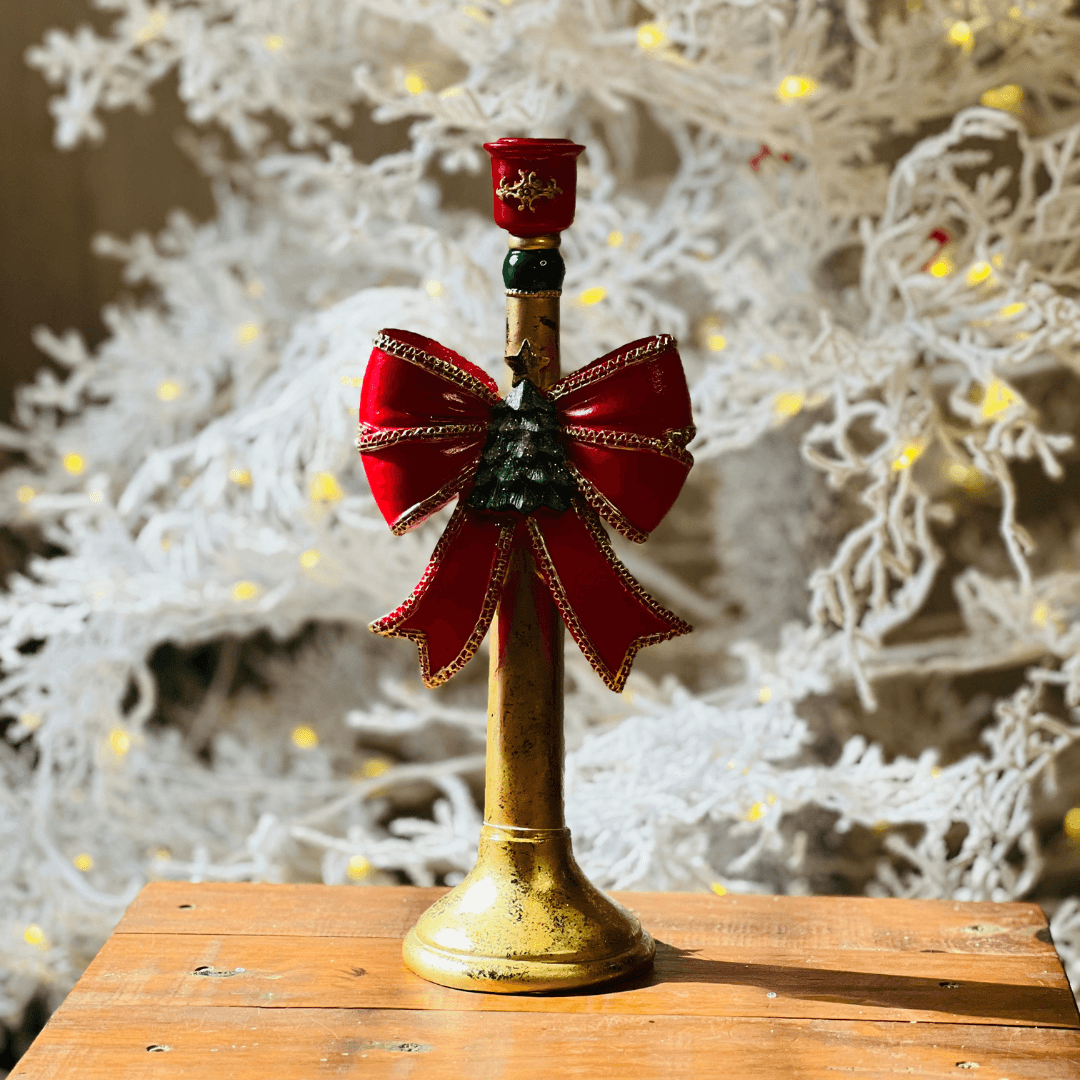 Castiçal Dourado com Laço Vermelho – 30cm